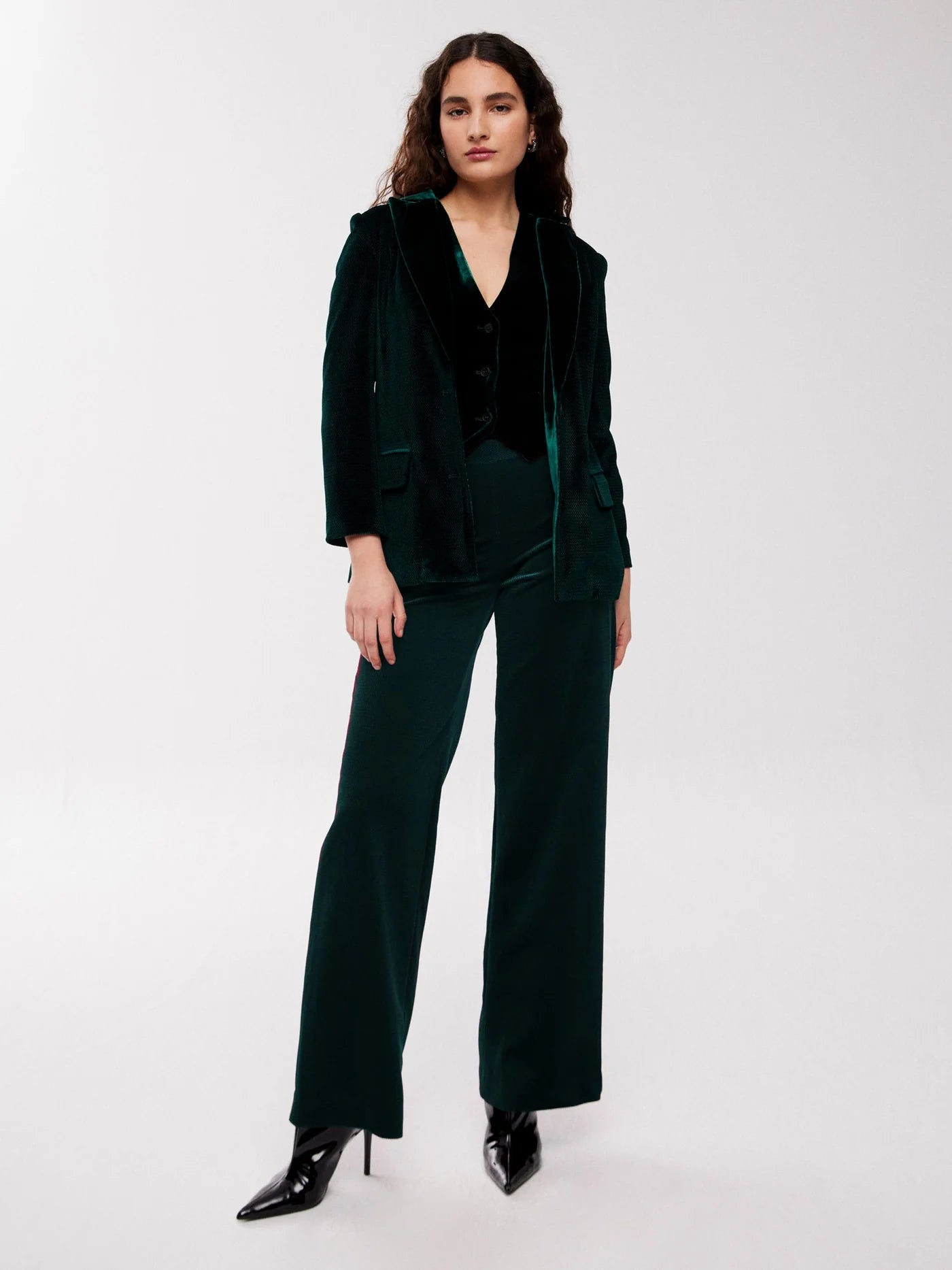 TRAJE MICHAEL GREEN