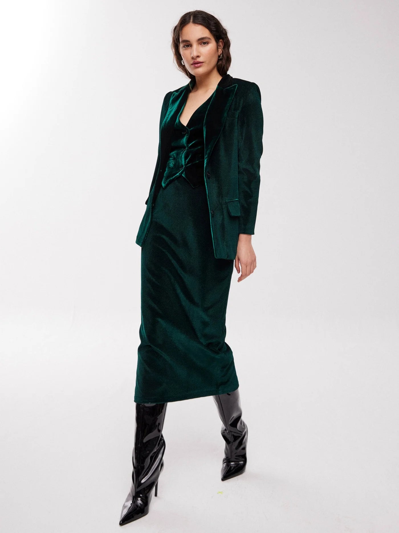 TRAJE DOUGLAS GREEN