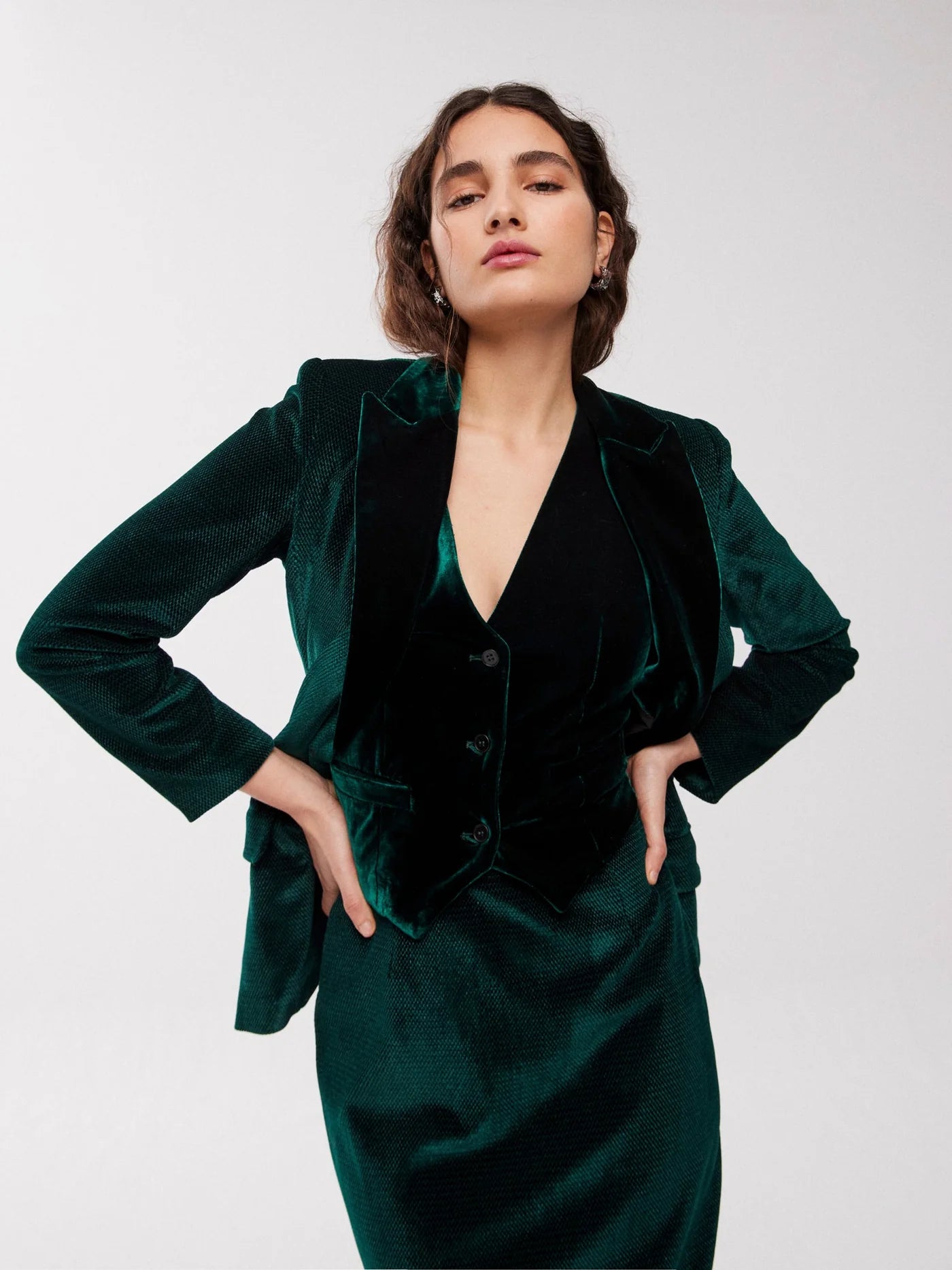 TRAJE DOUGLAS GREEN