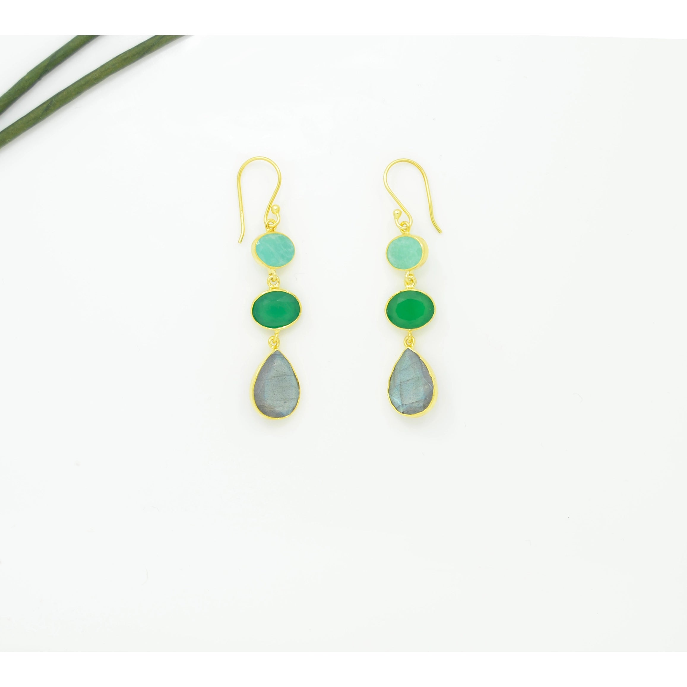 PENDIENTES PETRA